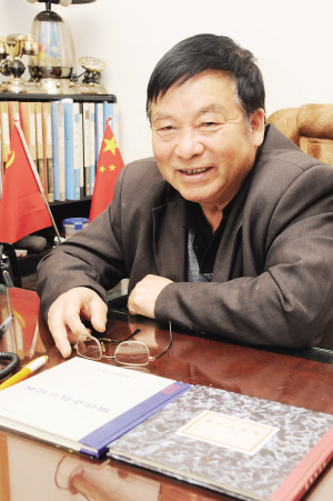 愛(ài)忙“閑”事的老物管——記老物管張永興