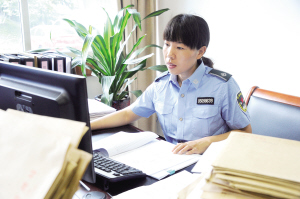 她用耐心細(xì)心換來(lái)理解