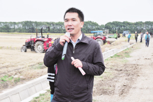 推進(jìn)稻麥全程機(jī)械化 訪市政協(xié)委員馮瑞興