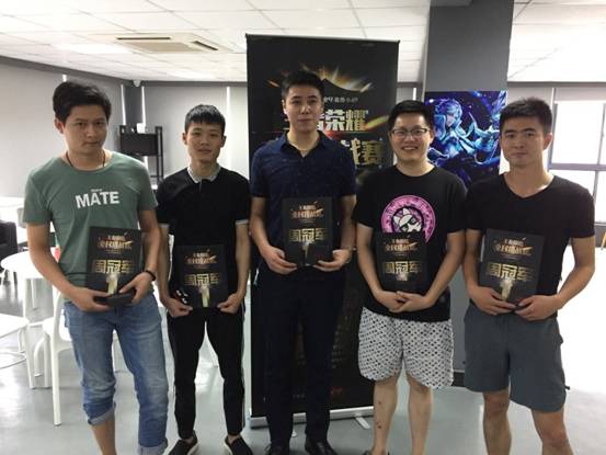 太倉(cāng)王者榮耀挑戰(zhàn)賽第四周完美落幕 TKG、嘴強(qiáng)王者戰(zhàn)隊(duì)摘得桂冠