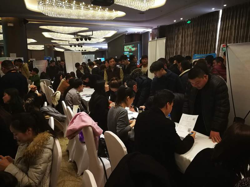 人才“擠擠”——太倉市2018春季招聘會線下招聘會圓滿落幕