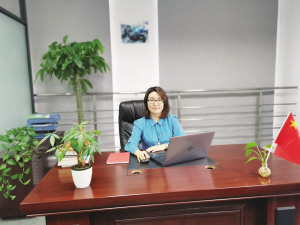 楊娟：引領(lǐng)微型新能源電動車設(shè)計方向