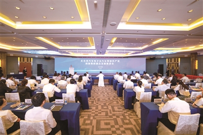 車輪飛馳，激活發(fā)展強(qiáng)引擎